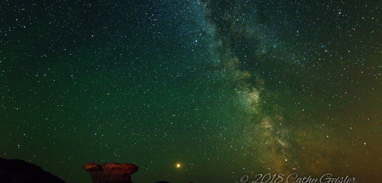 Avonlea Badlands - Hoodoo, Mars and Milky Way